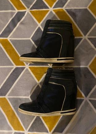 Tommy hilfiger черевики 6
