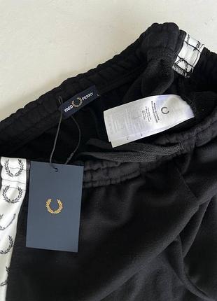 Шорти fred perry на лампасах 3