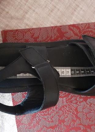 Босоножки кожаные 7