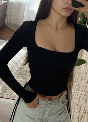 Лонгслів жіночий zara чорний зі стяжками