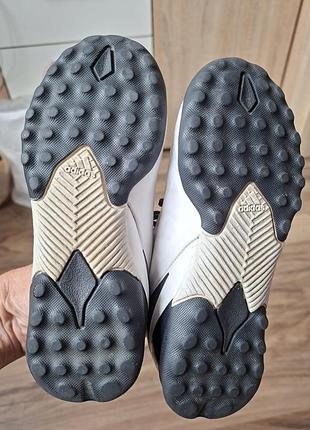 Бело-черные детские бутсы adidas размер 28 5