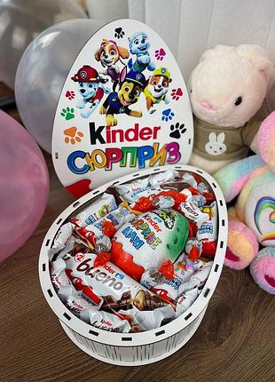 Подарунковий бокс kinder із солодощами 9