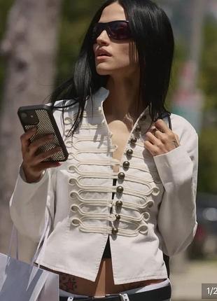 Жіночий піджак zara мілітарі білий