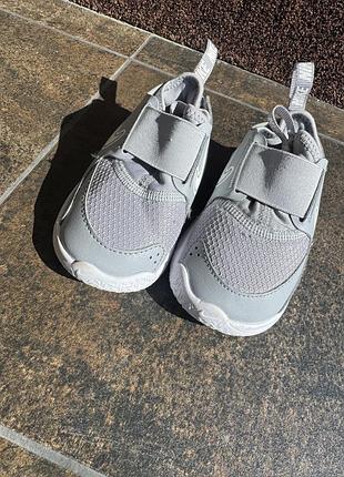 Кросівки для хлопчиків nike сірі 2