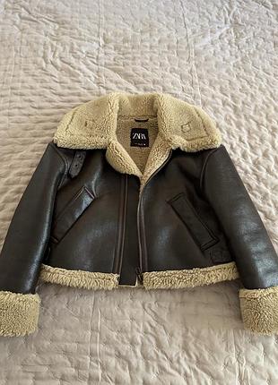 Дублянка жіноча zara коричнева