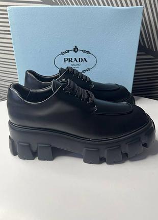 Шкіряні лофери prada 9