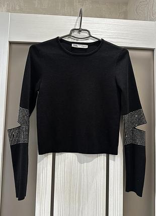 Светр жіночий zara чорний зі стразами