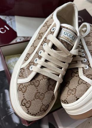 Кеди жіночі gucci бежеві з монограмою