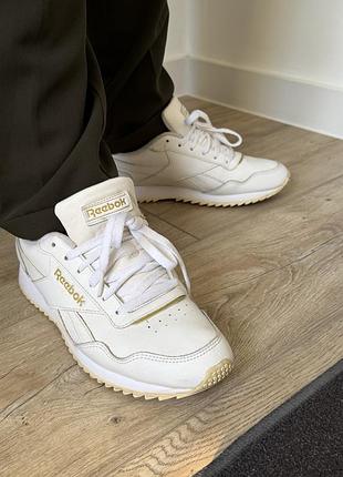 Кросівки шкіряні чоловічі reebok білі 41 розмір
