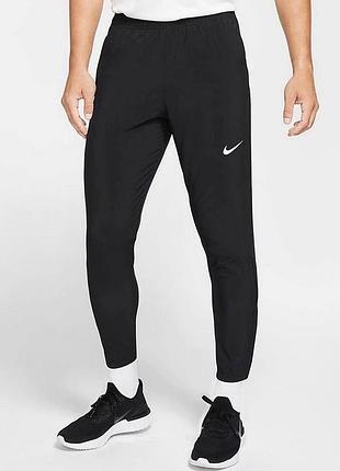 Мужские спортивные шаттны nike m nk essential woven pant