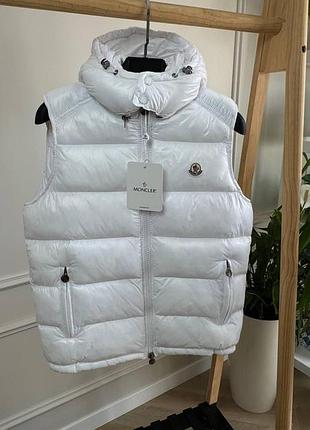 Чоловіча жилетка moncler bormes hooded down vest біла nfc
