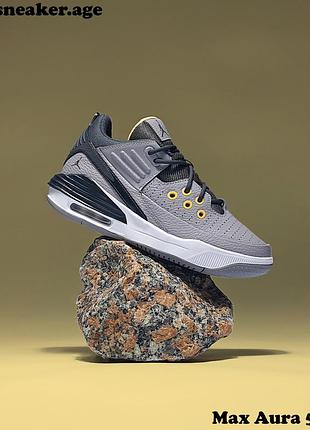 Женские кроссовки air jordan max aura 5. оригинал. размер 38 - 24 см