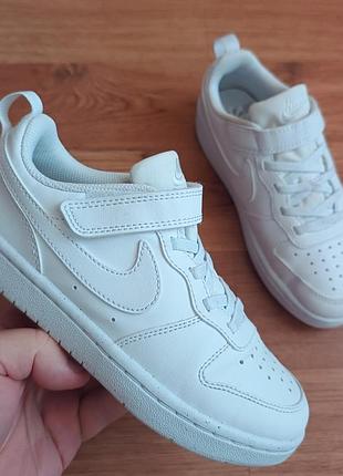 Оригинальные nike p33 длина стельки по факту 21.5см
ц699грн