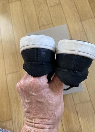 Кеди для дівчинки р 34 ціна 250 грн 6