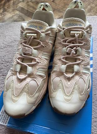 Кросівки жіночі adidas hyperturf w бежеві, розмір 40 2/3, устілка 25,5 см, натуральна шкіра