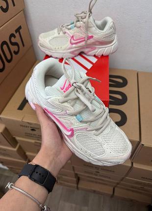 Nike v5 rnr 4