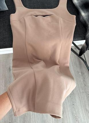 Коротка жіноча сукня guess бежева