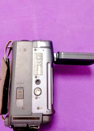 Відеокамера sony handycam 6