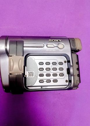 Відеокамера sony handycam 9