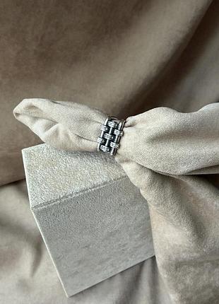 Квадратное кольцо уни silver 6