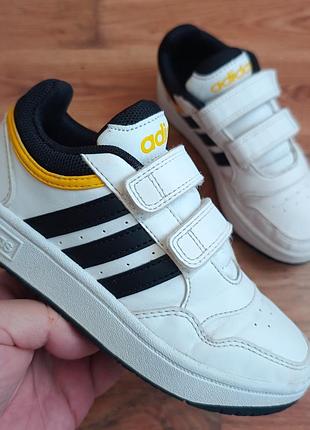 Оригинальные adidas р31 длина стельки по факту 20см