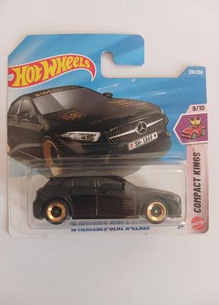 Колекційна моделька для хлопчика hot wheels mercedes-benz a-class чорна