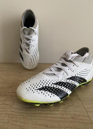 Бутси унісекс adidas predator accuracy білі, розмір 37.5, довжина устілки 23.5 см