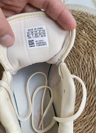 Кросівки adidas оригінал 4