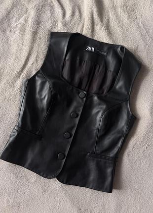 Жилет zara