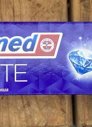 Зубна паста blend-a-med 3d white відбілююча
