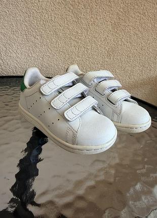Кросівки для дітей adidas білі, розмір 23, довжина устілки 13,5 см