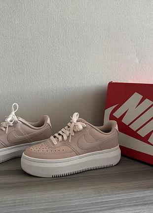 Кеди жіночі nike рожеві 9