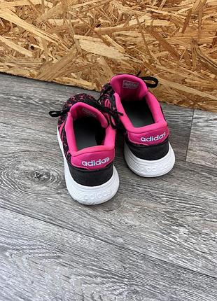 Кросівки на дівчинку adidas 5