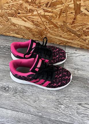 Кросівки на дівчинку adidas 3