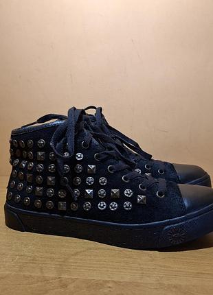 Жіночі фірмові кеди  ugg