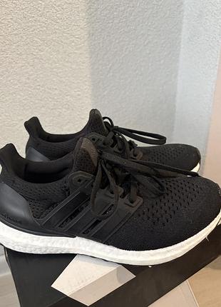 Кросівки жіночі adidas чорні, розмір 38