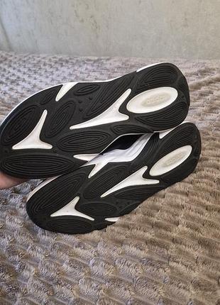 Кросівки чоловічі adidas, us 8 4