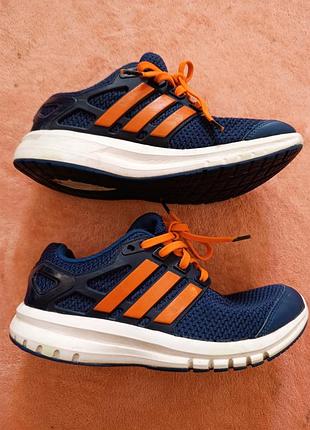Фірмові кросівки adidas 36 розмір