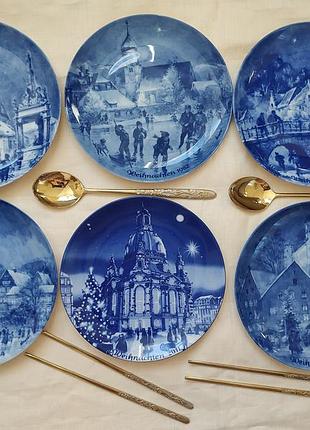 "genuine blue china" під назвою "weihnachtsabend in stralsund" (різдвяний вечір у штральзунді), ціна за 1