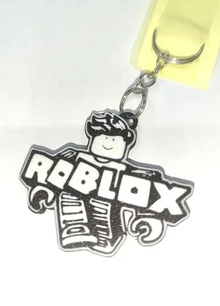 Брелок "roblox" 5*4.5см  3d-друк