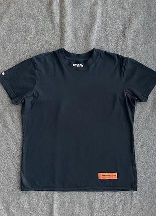 Футболка heron preston