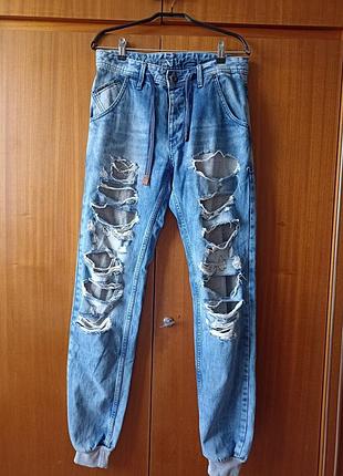 Джинсы джоггеры   visionary denim от бренда renuar  размер 30