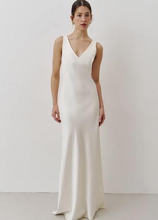 Молочна сатинова сукня максі must have x elenareva