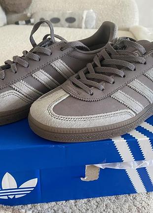 Кросівки унісекс adidas samba сірі