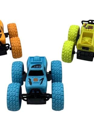 Маленький игрушечный джип 2
