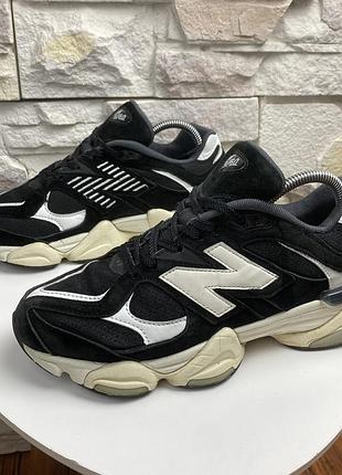 Оригінальні кросівки  new balance 9060 v1