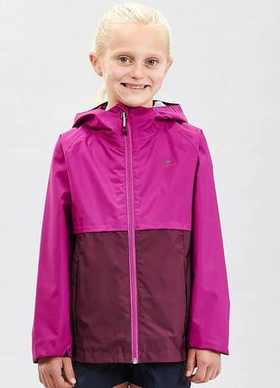 Яркая куртка ветровка штормовка с капюшоном quechua waterproof на 10-12 лет