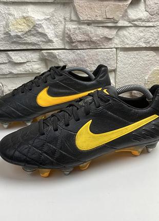 Оригінальні бутси nike tiempo legend iv