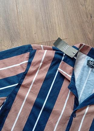 Брендовая тенниска boohoo. 5