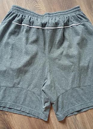 Брендові шорти slazenger. 2